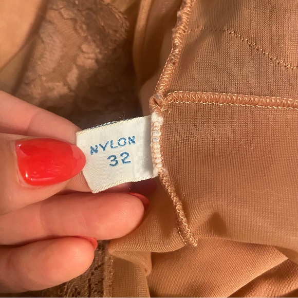 Vintage 1950s Chiffon and Lace Nightgown - Picture 10 of 11